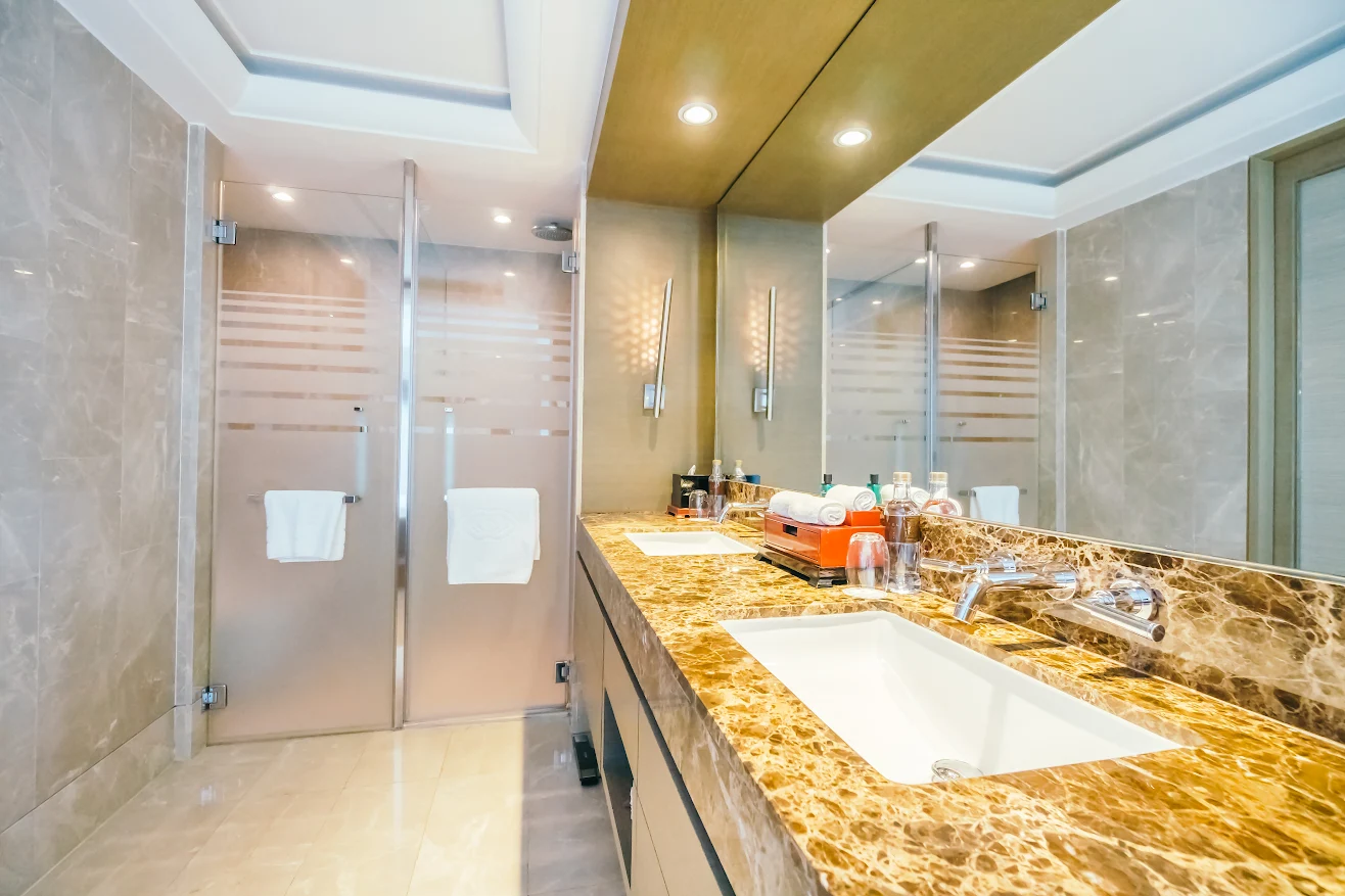 Custom Frameless Shower Door in St.Petersburg FL